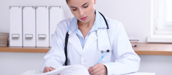 Professionnels de santé : un nouveau formulaire de déclaration des incidents