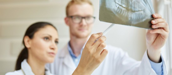 Chirurgiens-dentistes : un exercice temporaire pour les praticiens étrangers en formation