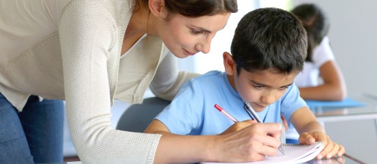 Enseignement : activités de l'association réservées à un cercle restreint de personnes