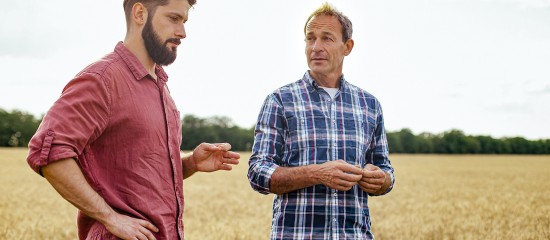 Mise à disposition d'un terrain agricole à une société par un associé propriétaire