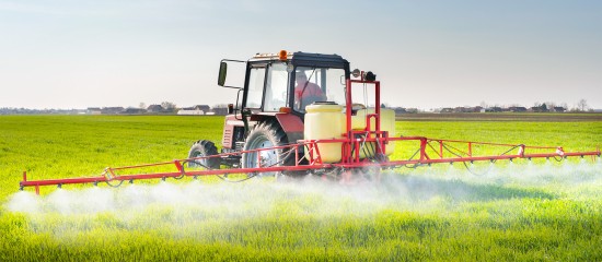 Agriculture : une zone de protection de 10 mètres lors de l'utilisation de produits classés CMR2