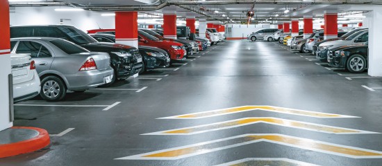 Quel est le coût mensuel d'une place de parking ?