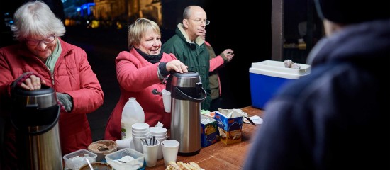 Solidarité : dons aux associations et réduction d'impôt